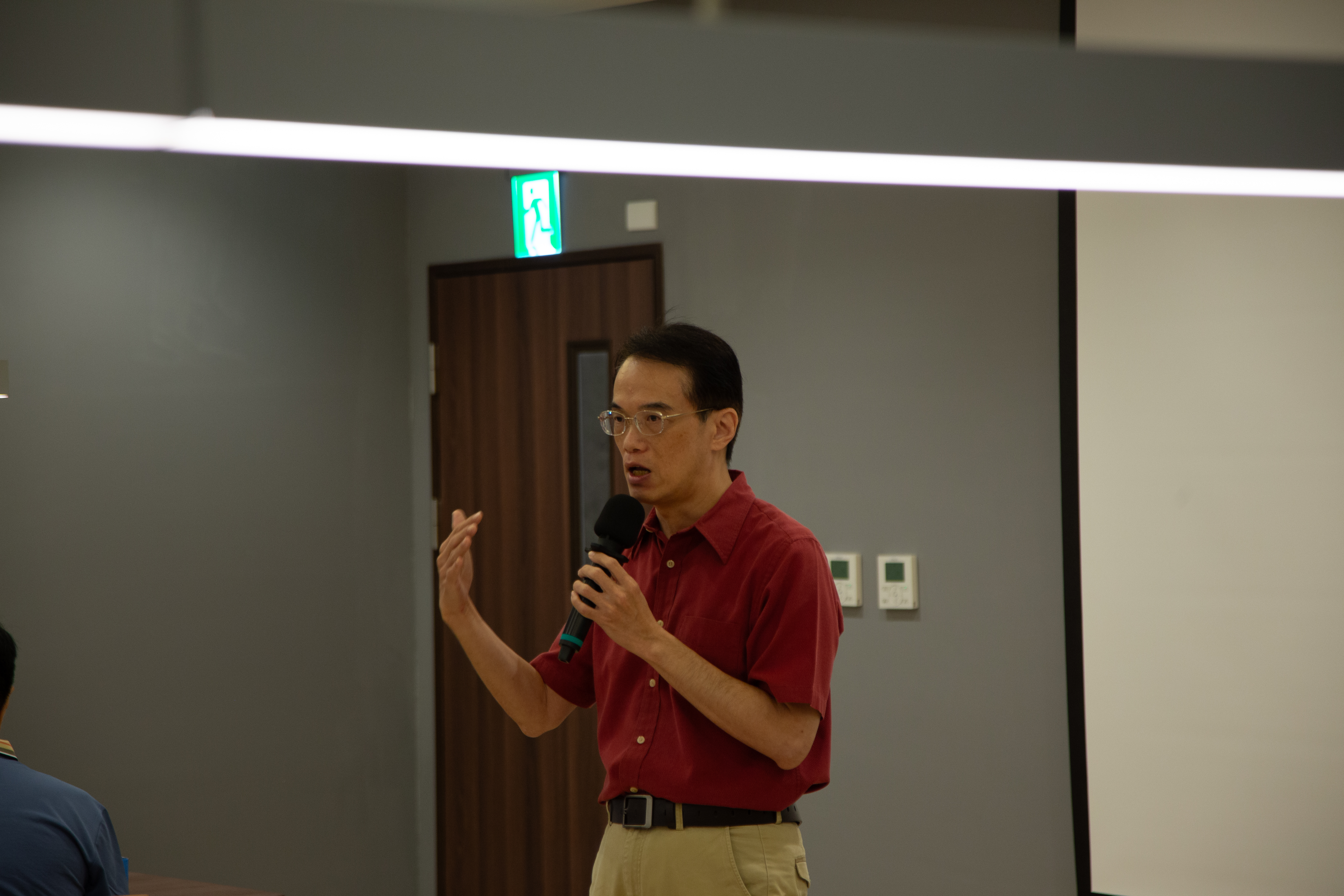 王立達老師分享法學院與各領域的互動。